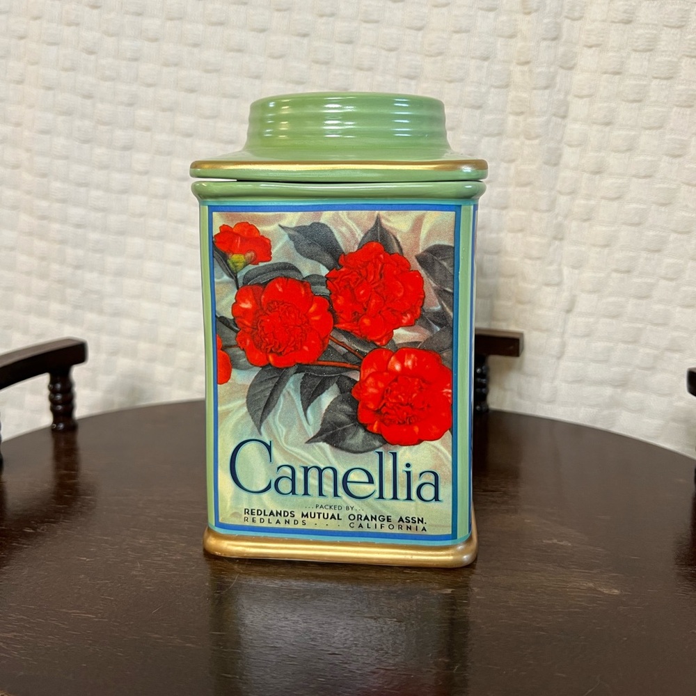Oneida Vintage Label Collection Ceramic Canister